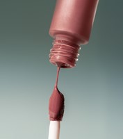 gitti Lip Glaze no. 01 - Rosewood Muse-2